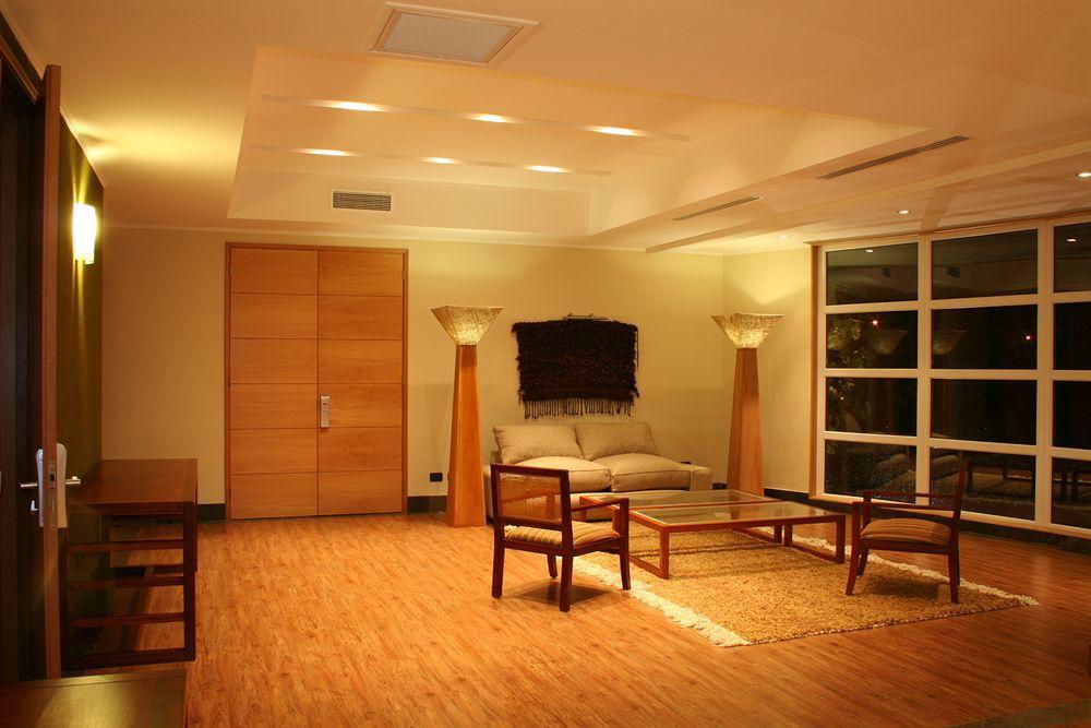 Solace Hotel Puerto Varas Exterior photo