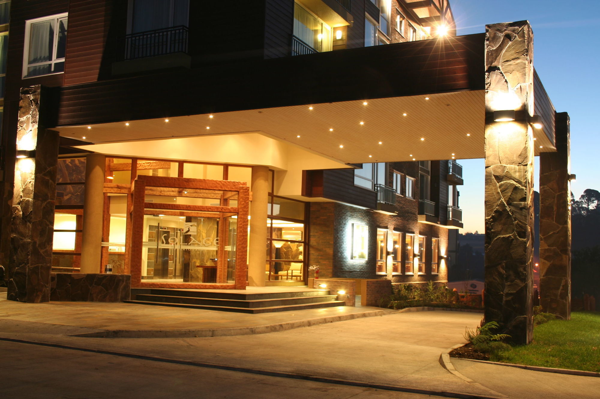 Solace Hotel Puerto Varas Exterior photo