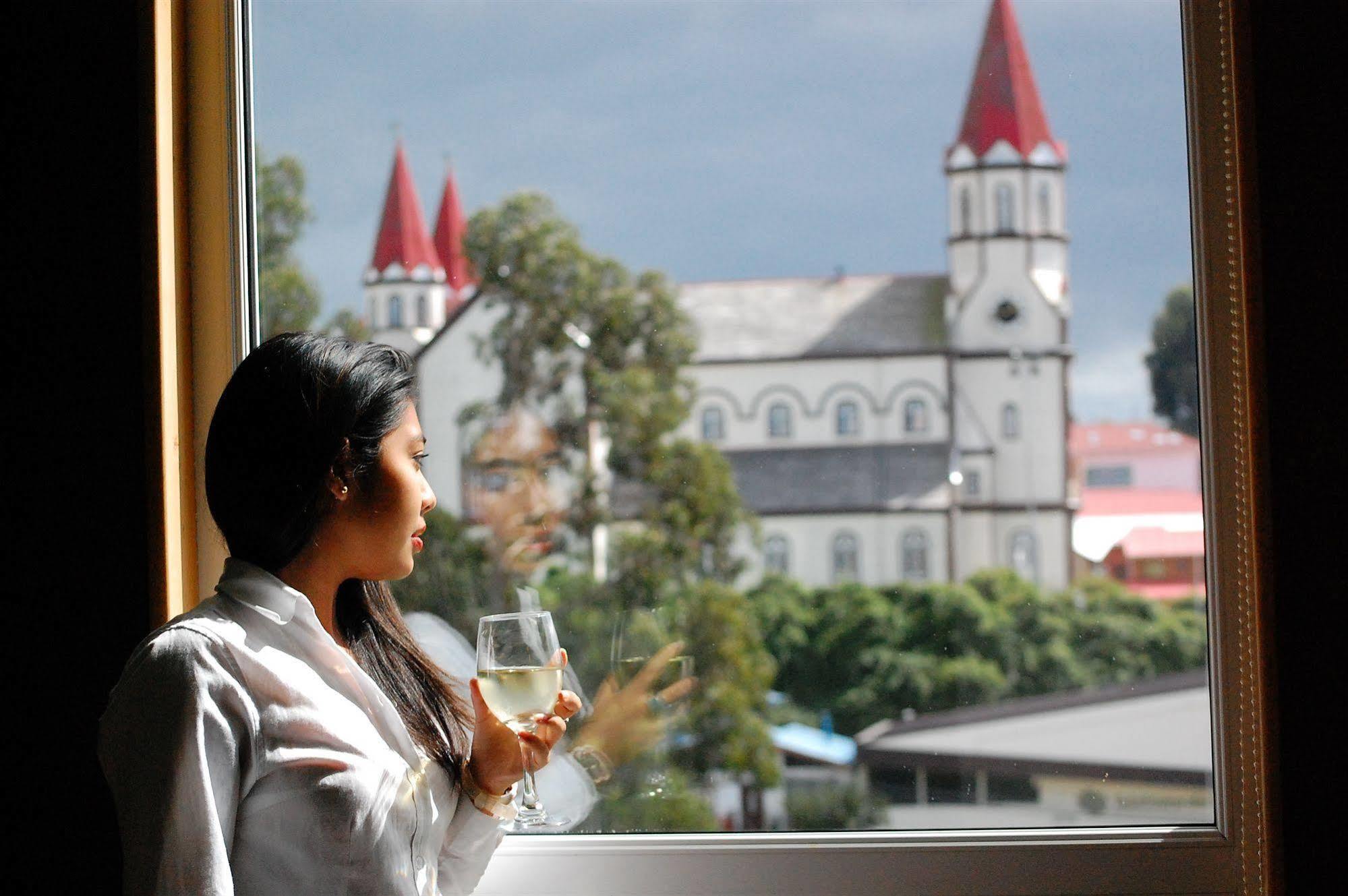 Solace Hotel Puerto Varas Exterior photo